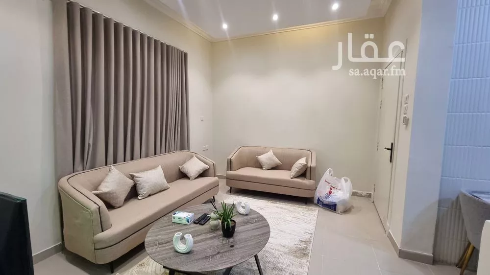 شقة 3 غرف في العارض 4