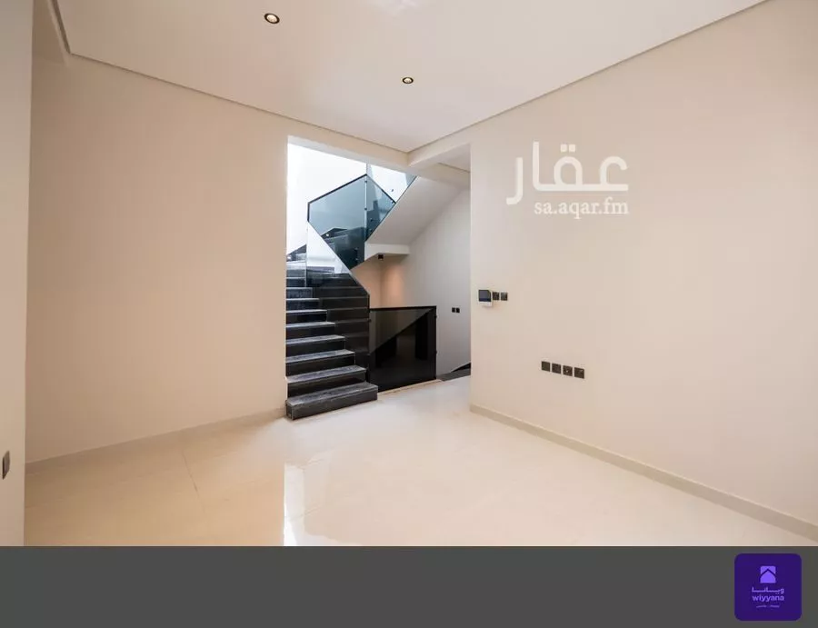 فيلا 5 غرف في عكاظ 14