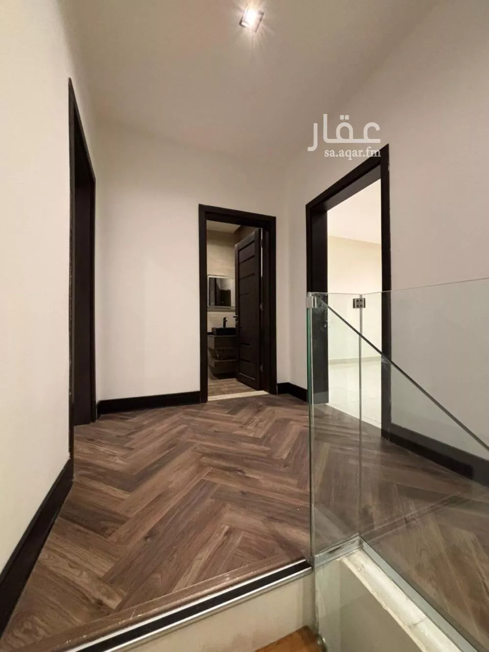 شقة 5 غرف في العارض 9
