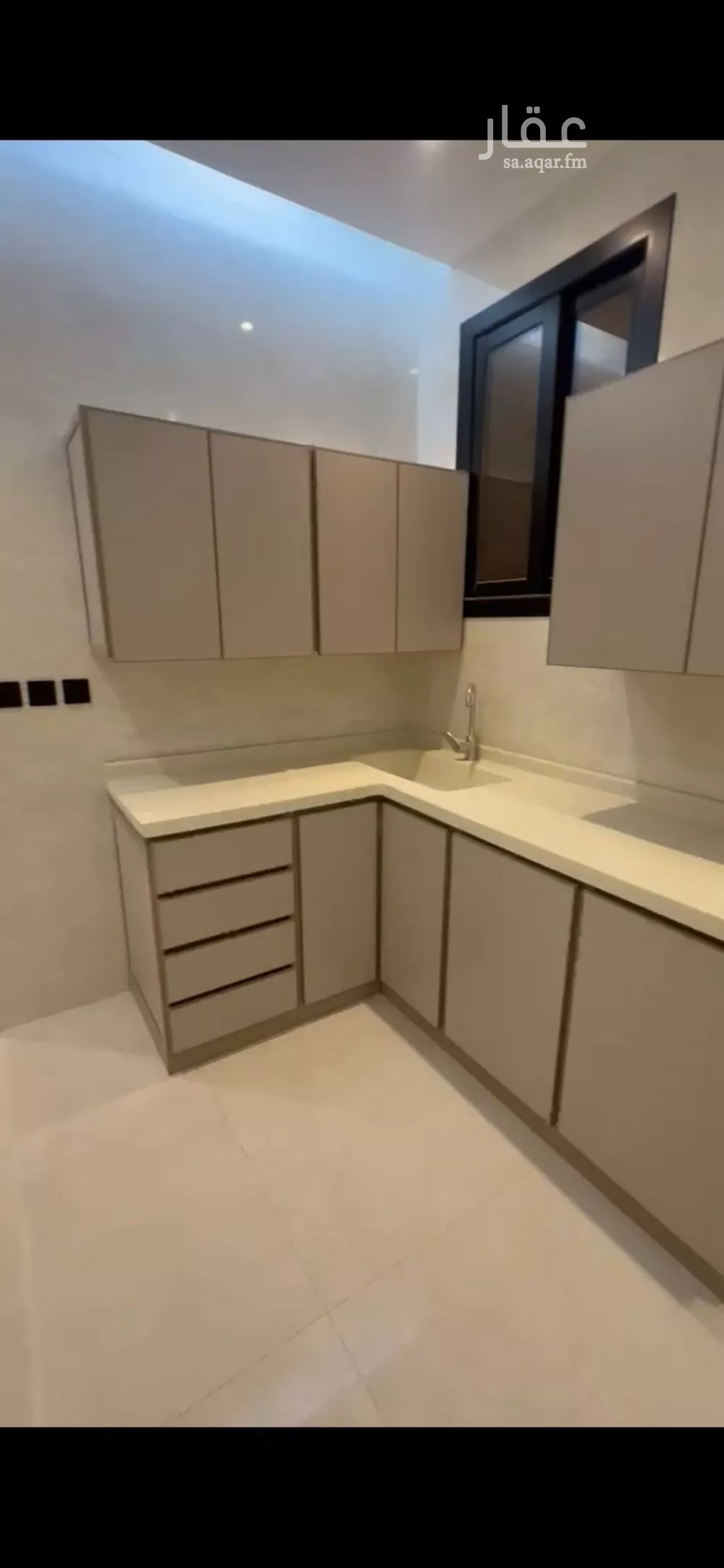 2 bedroom floor in Al Aqiq 8