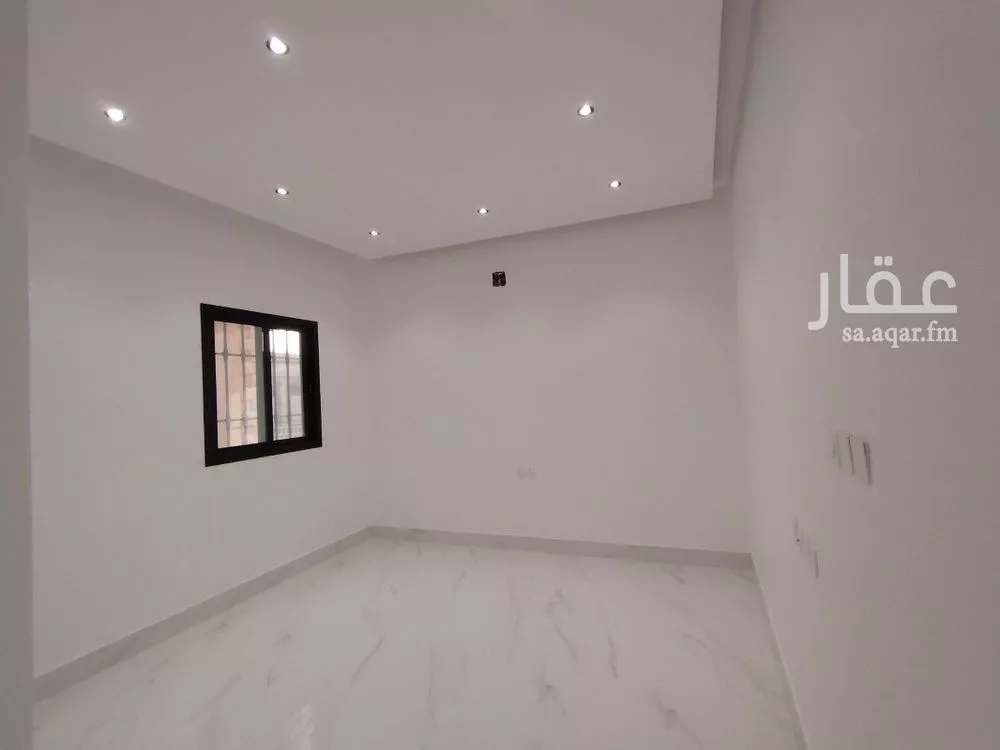 فيلا 4 غرف في العريجاء الغربية، الرياض 6