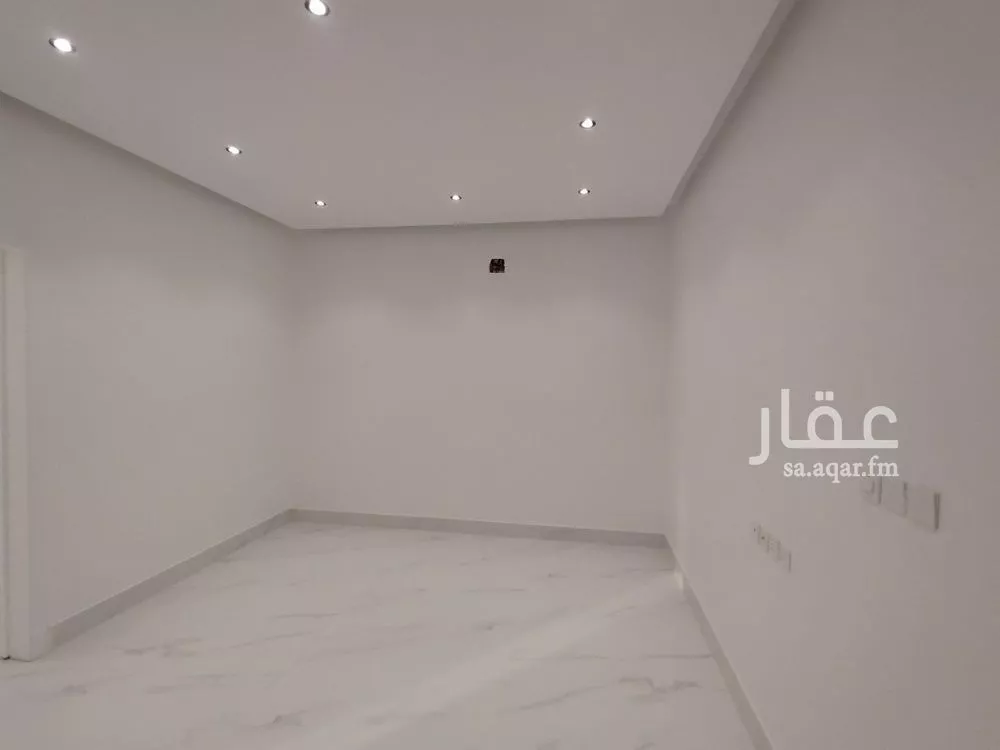 فيلا 4 غرف في العريجاء الغربية، الرياض 13