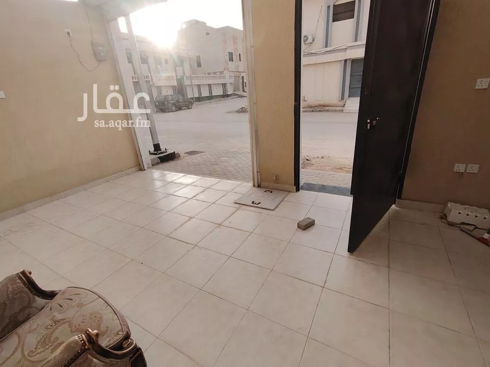 فيلا 4 غرف في العريجاء الغربية، الرياض 2