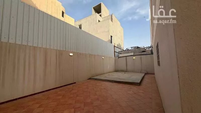 فيلا 4 غرف في المونسية 9