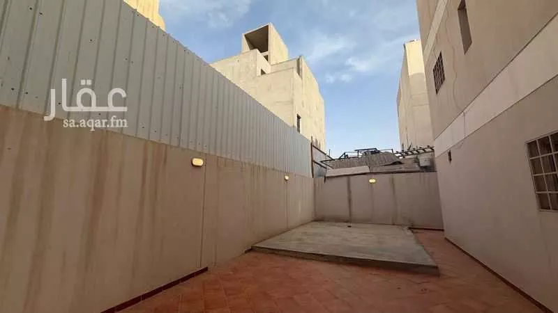 فيلا 4 غرف في المونسية 6