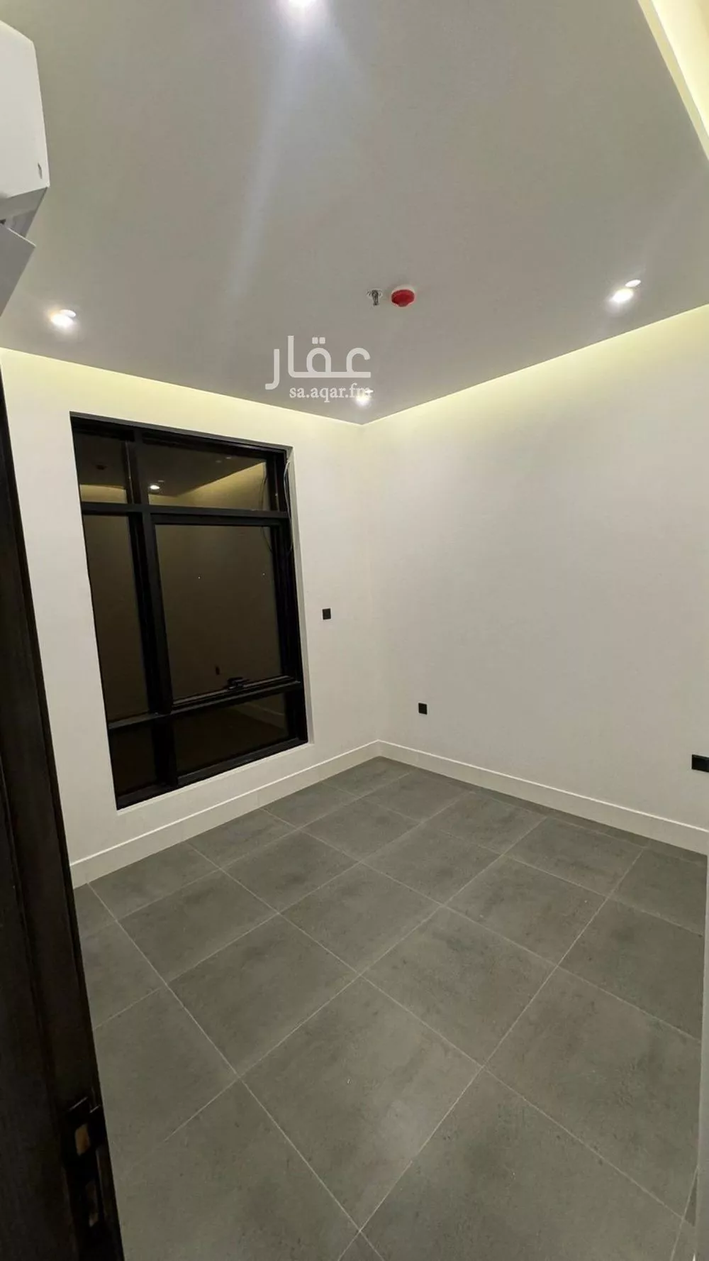 شقة 3 غرف في العارض 10
