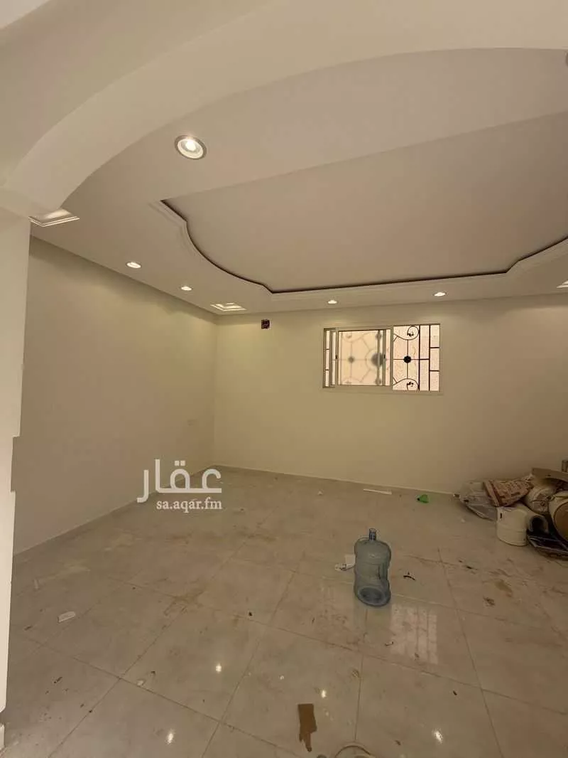 فيلا 7 غرف في طويق 8