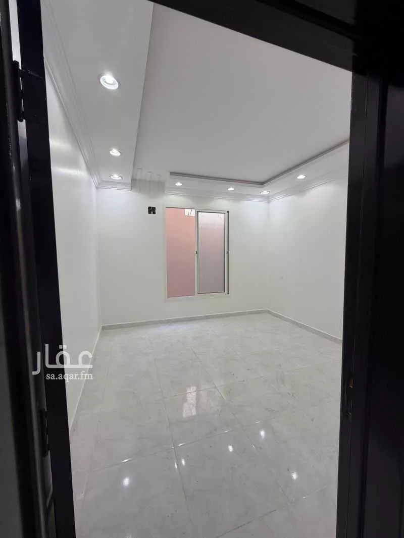 فيلا 7 غرف في طويق 10