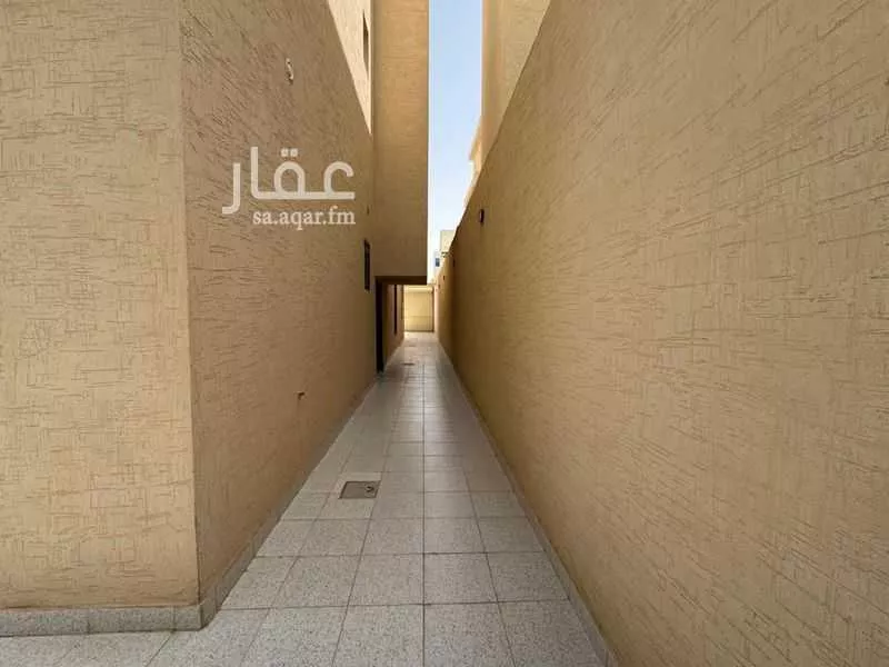 فيلا 4 غرف في عكاظ 8