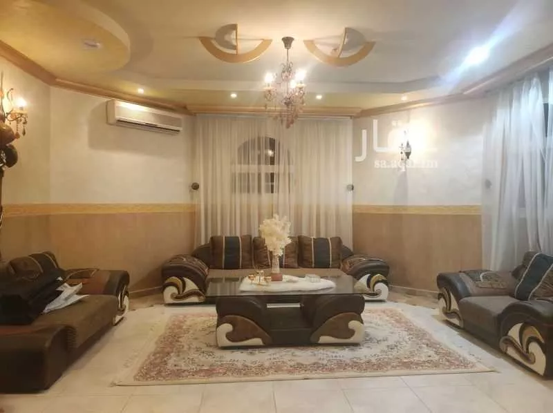 فيلا 15 غرف في ظهرة لبن 18