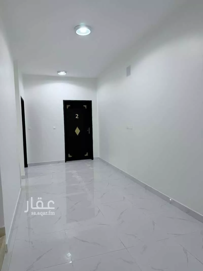 عمارة 800 م² في طويق 4
