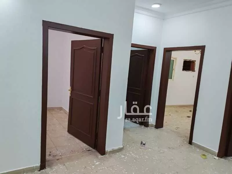 عمارة 722 م² في العريجاء الوسطى 4