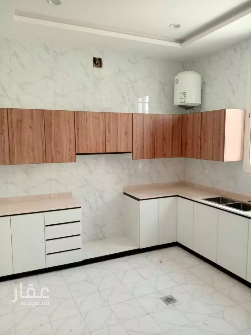 3 bedroom apartment in Dahiat Namar 8