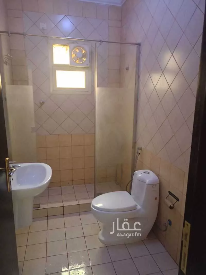 فيلا 2 غرف في الورود 5