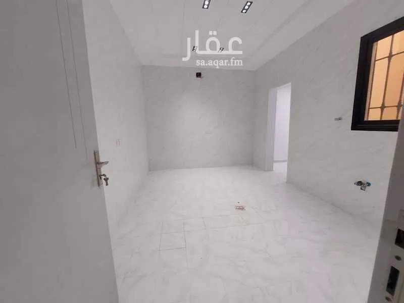 فيلا 7 غرف في طويق 15