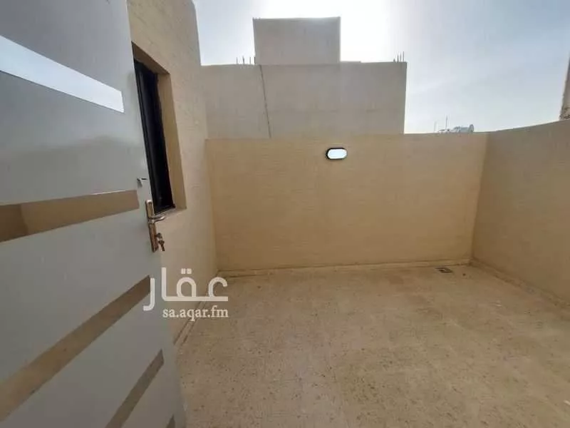 فيلا 7 غرف في طويق 12