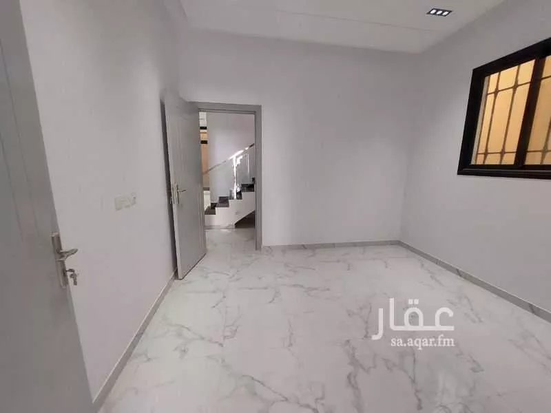 فيلا 7 غرف في طويق 19