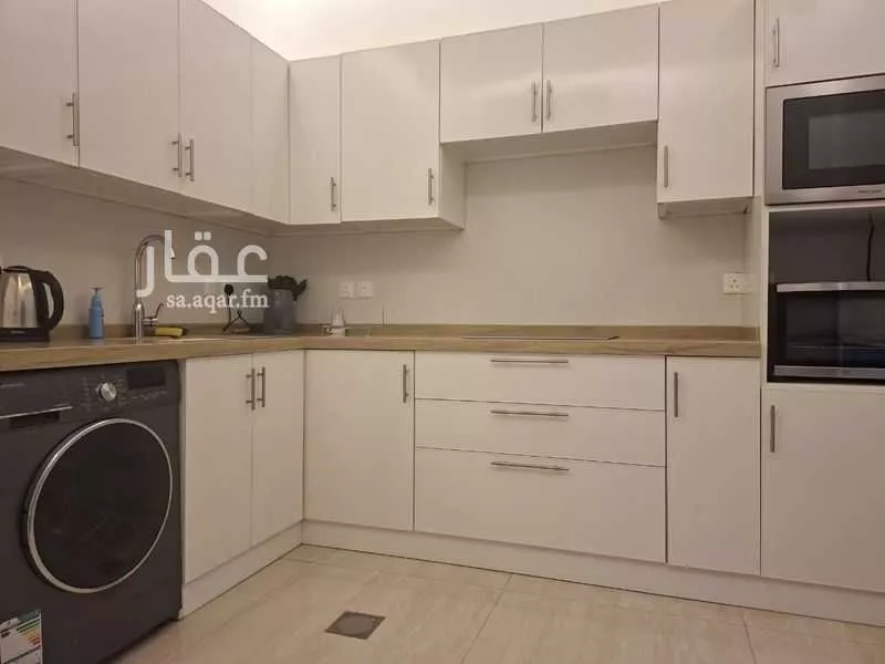 شقة 3 غرف في الملقا 9