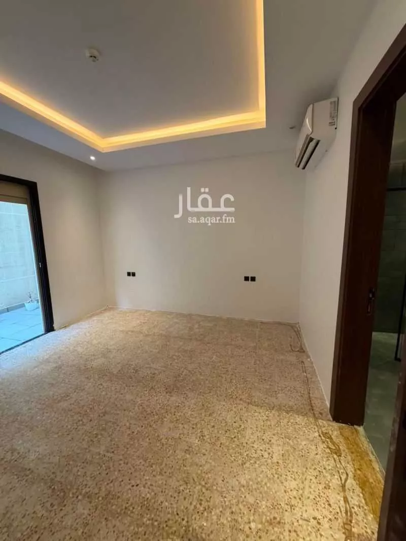شقة 4 غرف في العارض 2