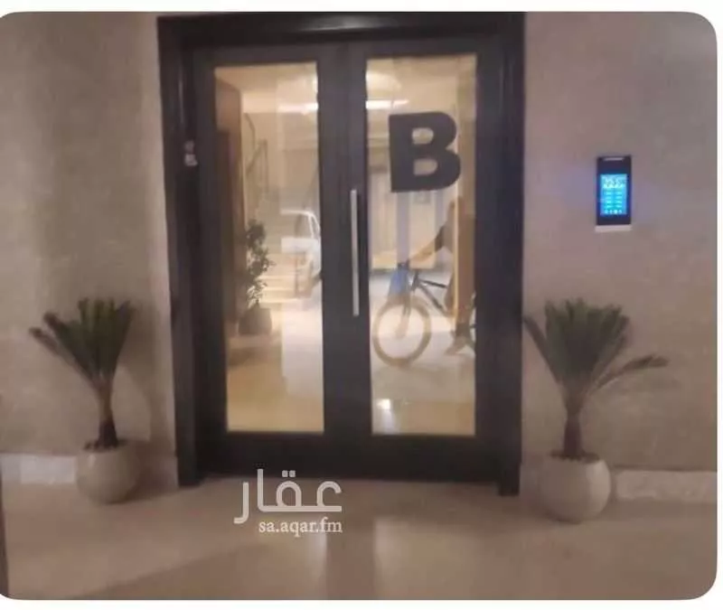 شقة 4 غرف في الحمرا 2