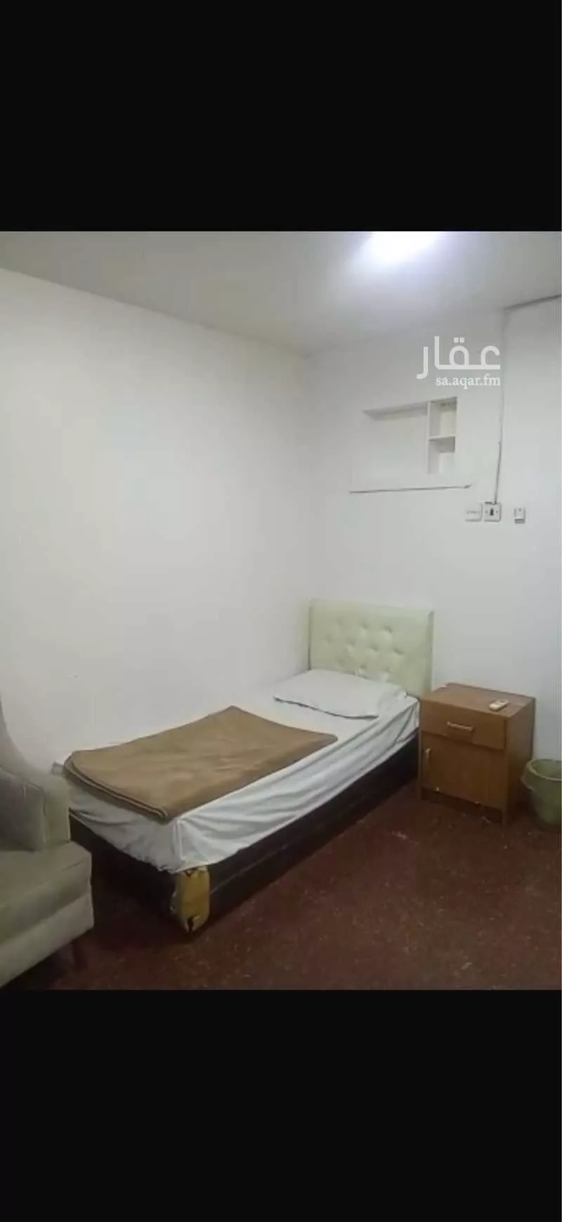 شقة 2 غرف في الثقبة 4