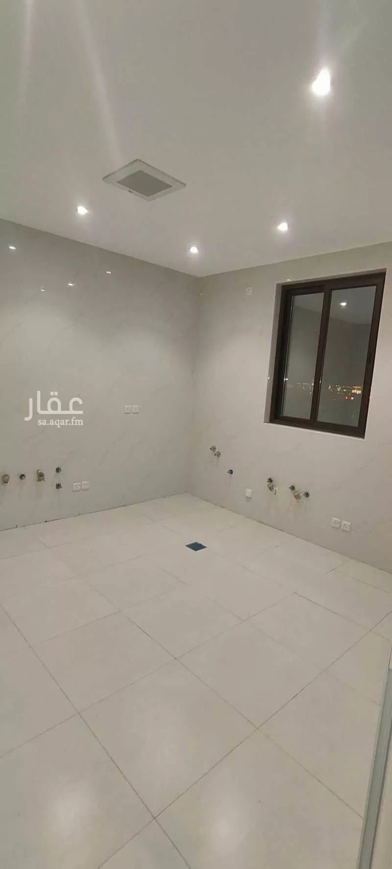 عمارة 178 م² في البحيرة 4