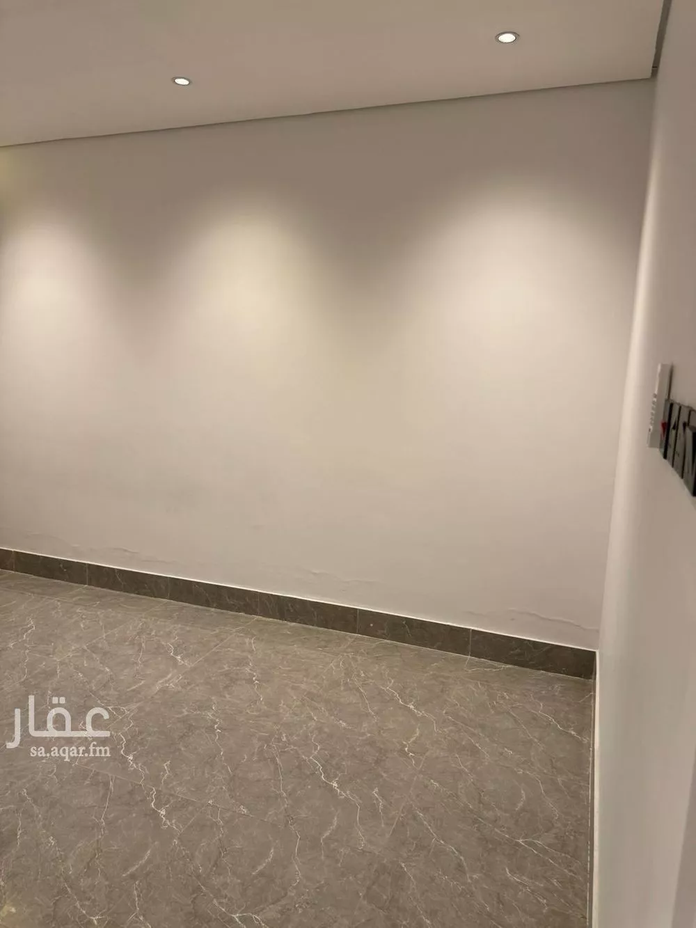 شقة 1 غرف في المونسية 22