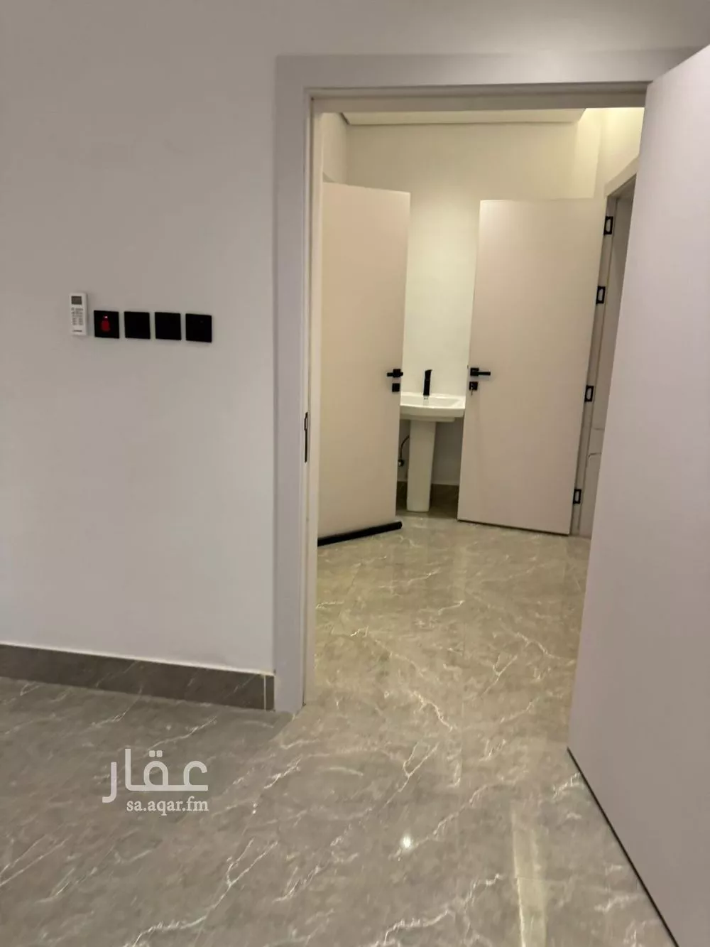 شقة 1 غرف في المونسية 25