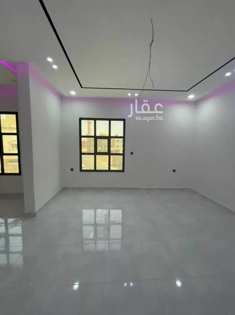فيلا 11 غرف في الزمرد 17