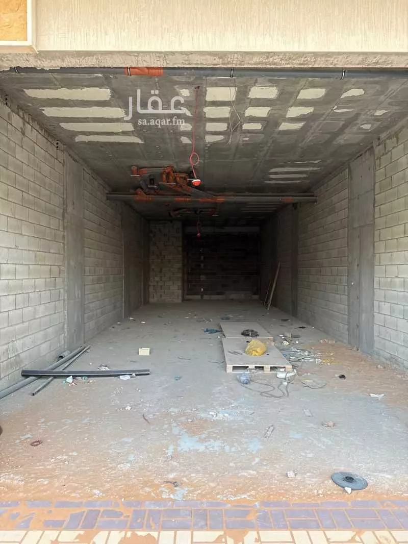 1300 sqm shop in Al Yarmouk 3