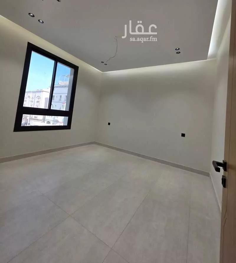 4 bedroom apartment in Al Safa 18