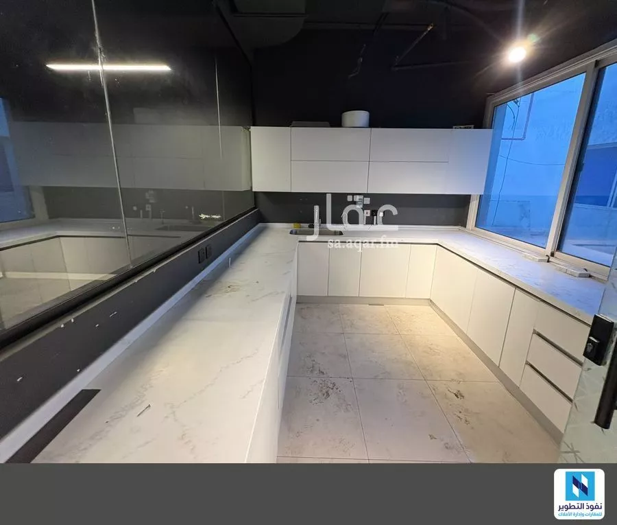 4000 sqm office in Al Malqa 6
