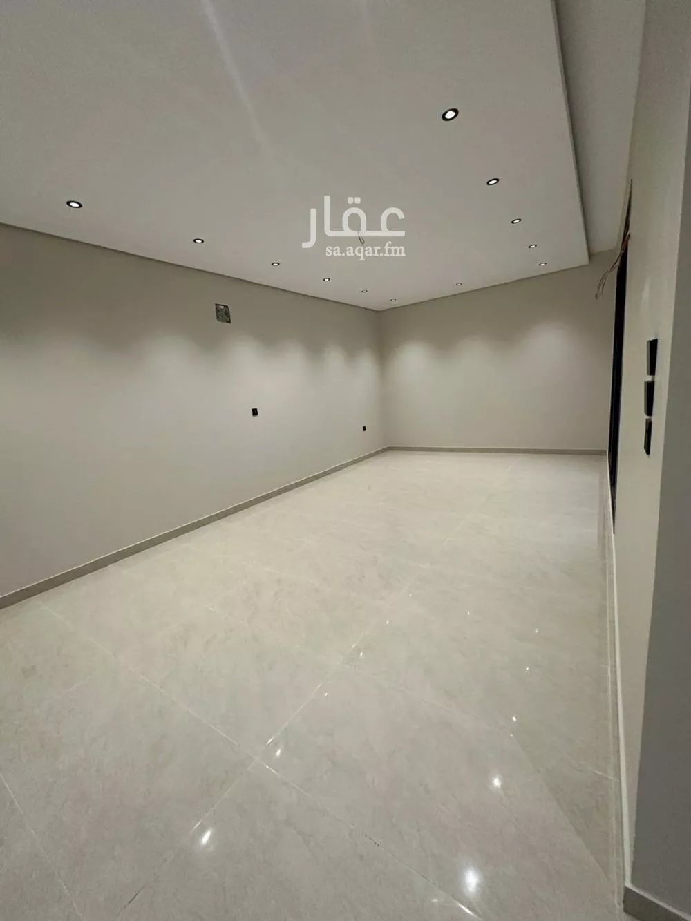 فيلا 8 غرف في طيبة 9