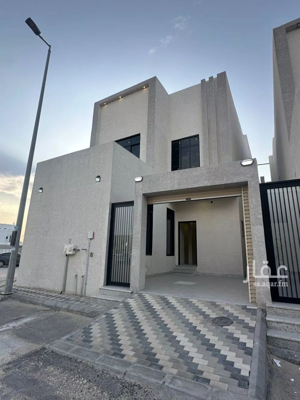 8 bedroom villa in Al Amal 2