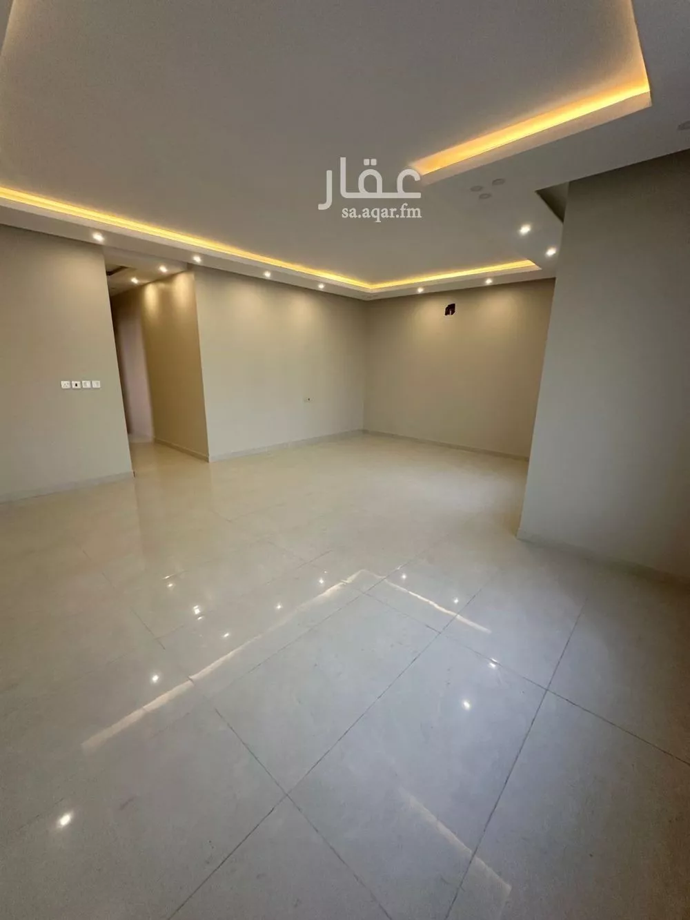8 bedroom villa in Al Amal 3