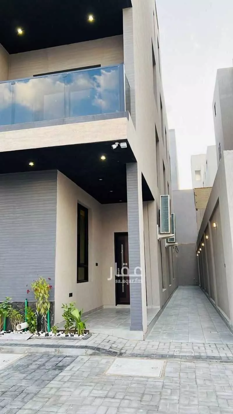 عمارة 184 م² في النرجس 8