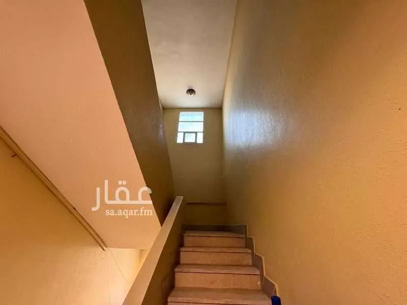 عمارة 607 م² في النخيل 14