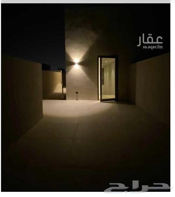 فيلا 5 غرف في عكاظ 11