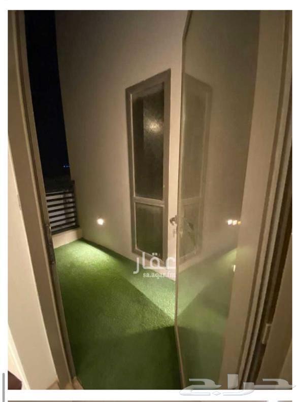 فيلا 5 غرف في عكاظ 18