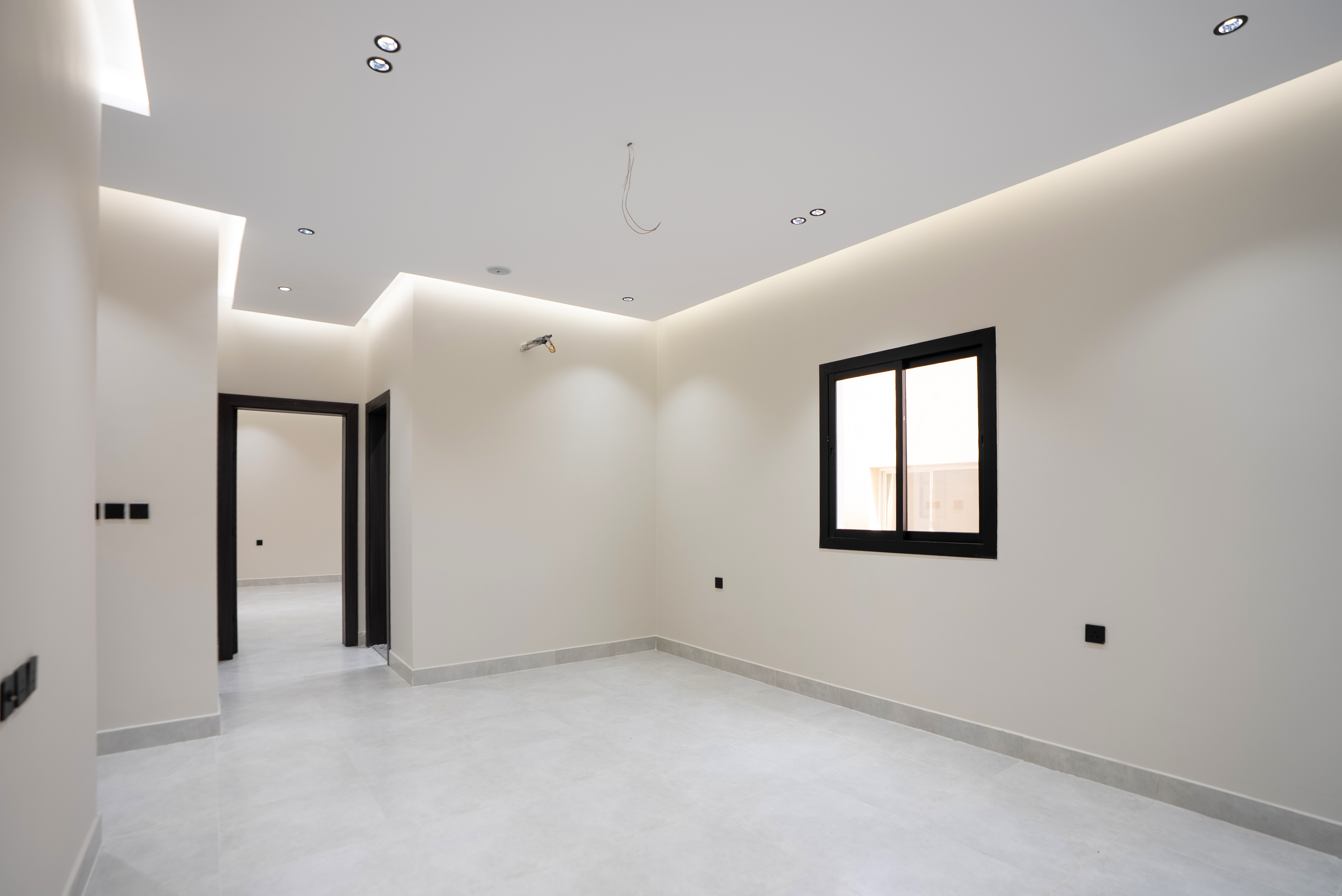 4 bedroom apartment in Al Rawdah 8