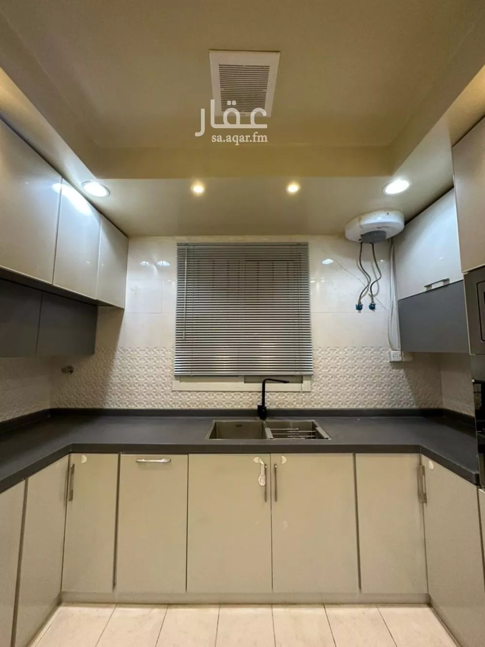 فيلا 5 غرف في الرمال 11