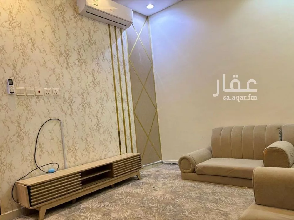 6 bedroom villa in Al Rimal 12
