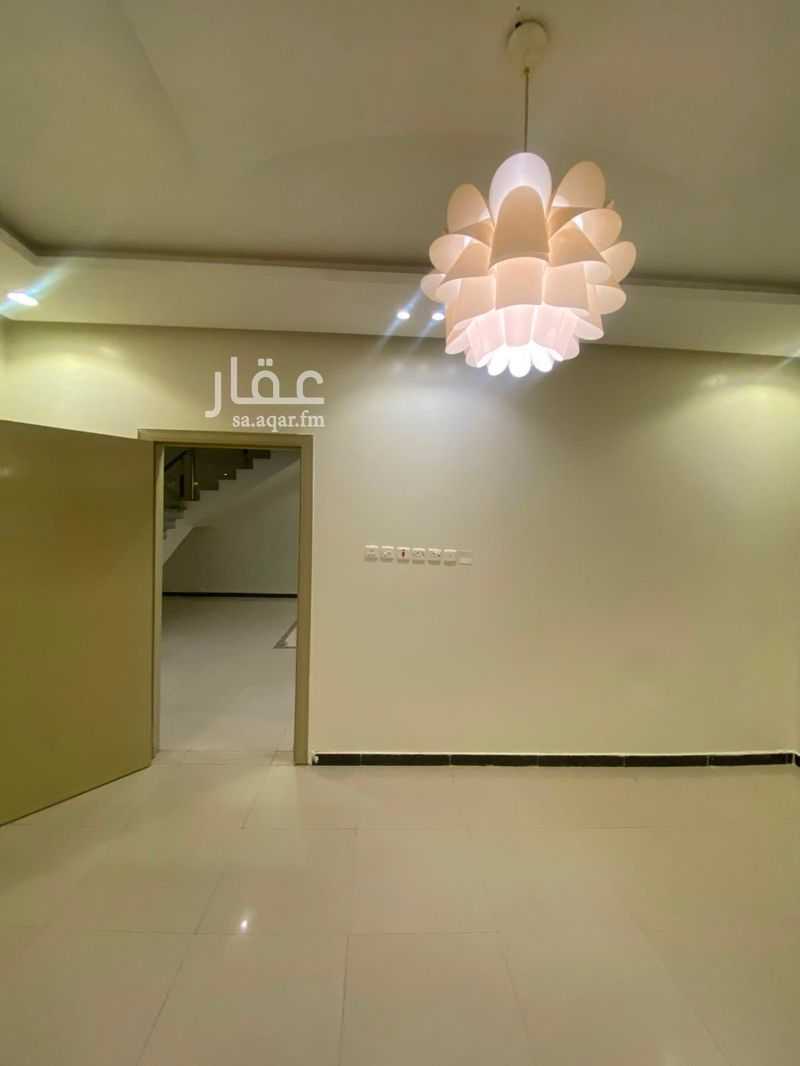4 bedroom villa in Al Rimal, Riyadh 9