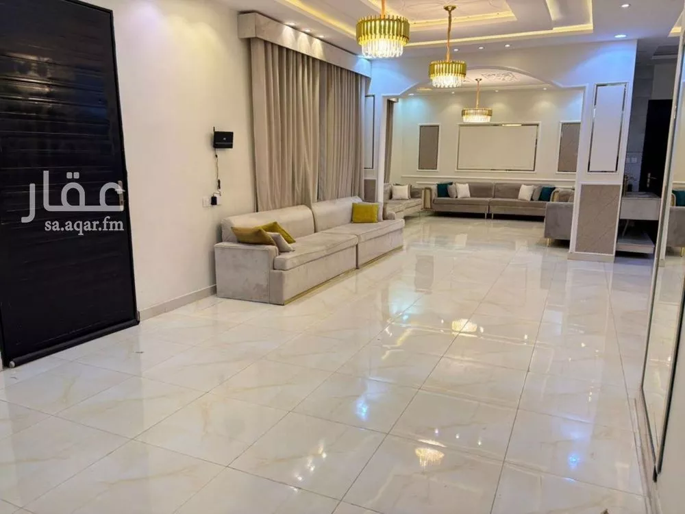 6 bedroom villa in Al Rimal 8