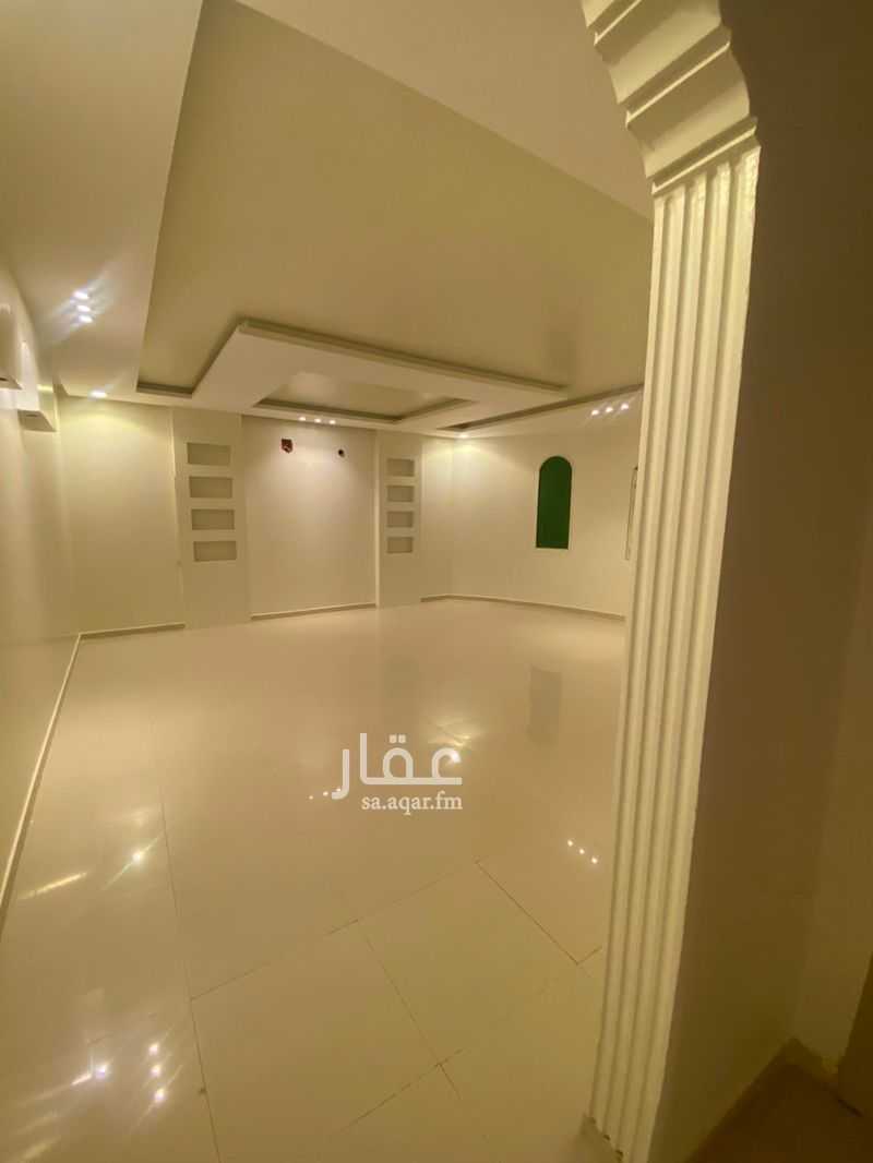4 bedroom villa in Al Rimal, Riyadh 2