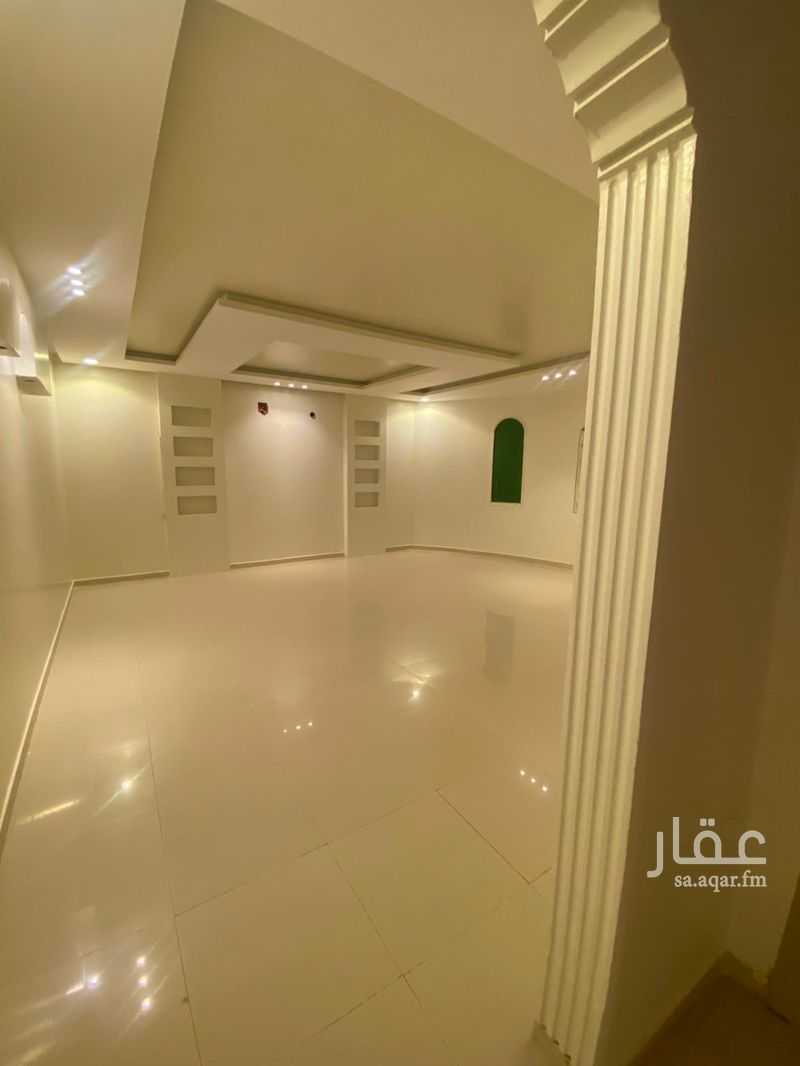 4 bedroom villa in Al Rimal, Riyadh 11