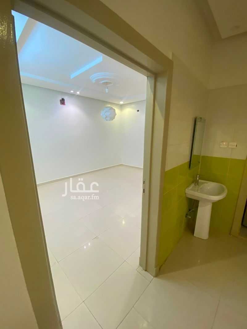 4 bedroom villa in Al Rimal, Riyadh 12