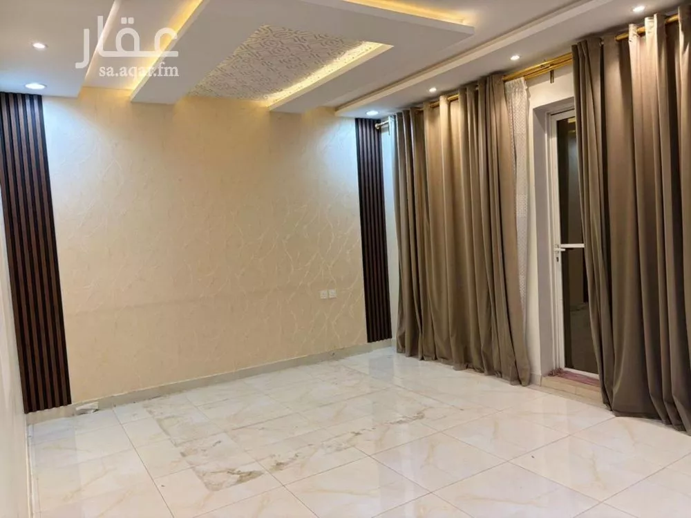 6 bedroom villa in Al Rimal 9