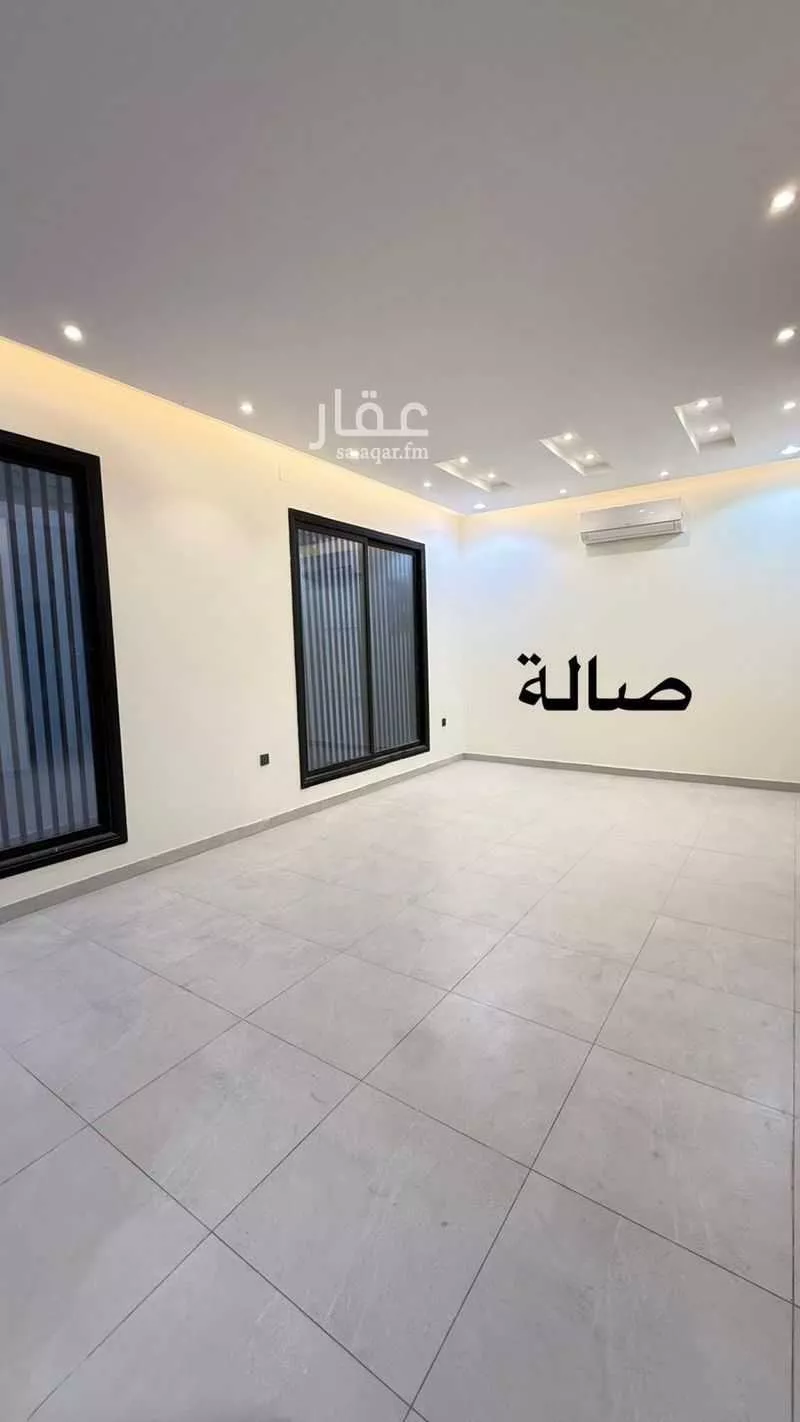 فيلا 4 غرف في العارض 7