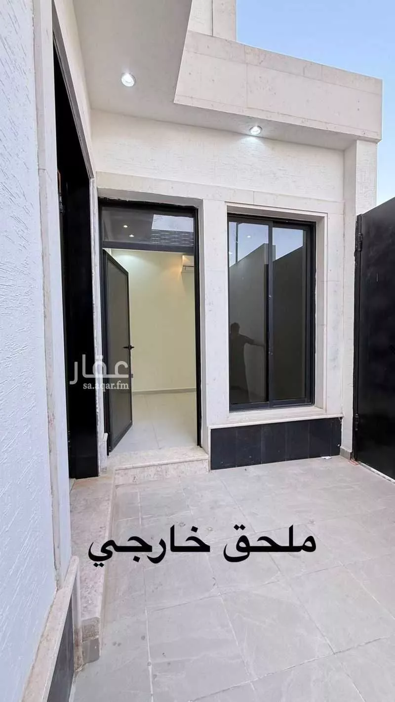 فيلا 4 غرف في العارض 2